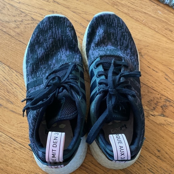 Adidas NMD R2 Women's Size 7 Running Shoes Core Black Wonder Pink Boost Sneakers - Picture 14 of 14